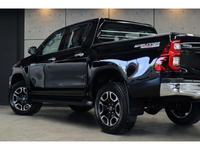 2022 Toyota Hilux Revo 2.4 DOUBLE CAB Prerunner High Pickup MT รูปที่ 2